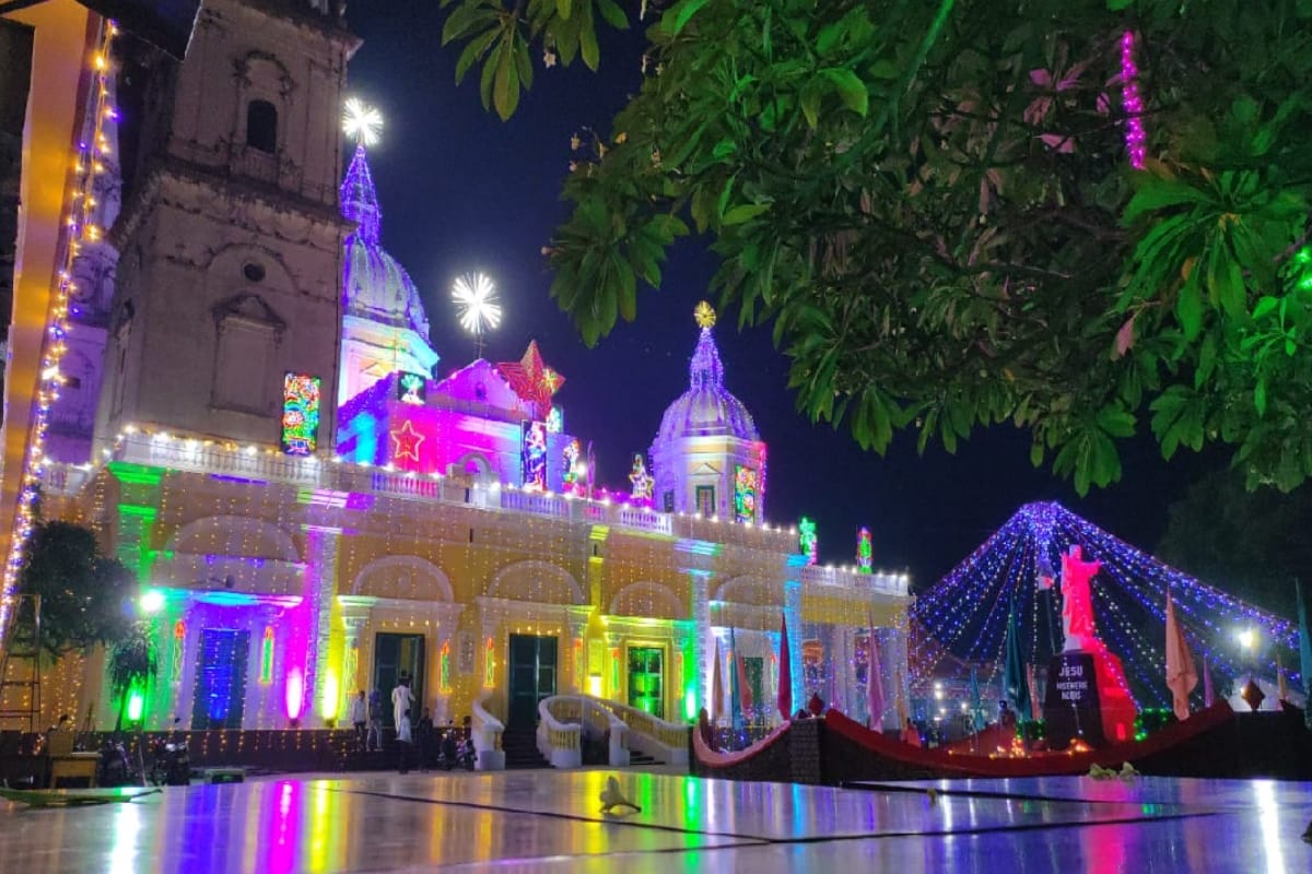 Sardhana Church: if you Love to travel, never miss this world famous place in Meerut