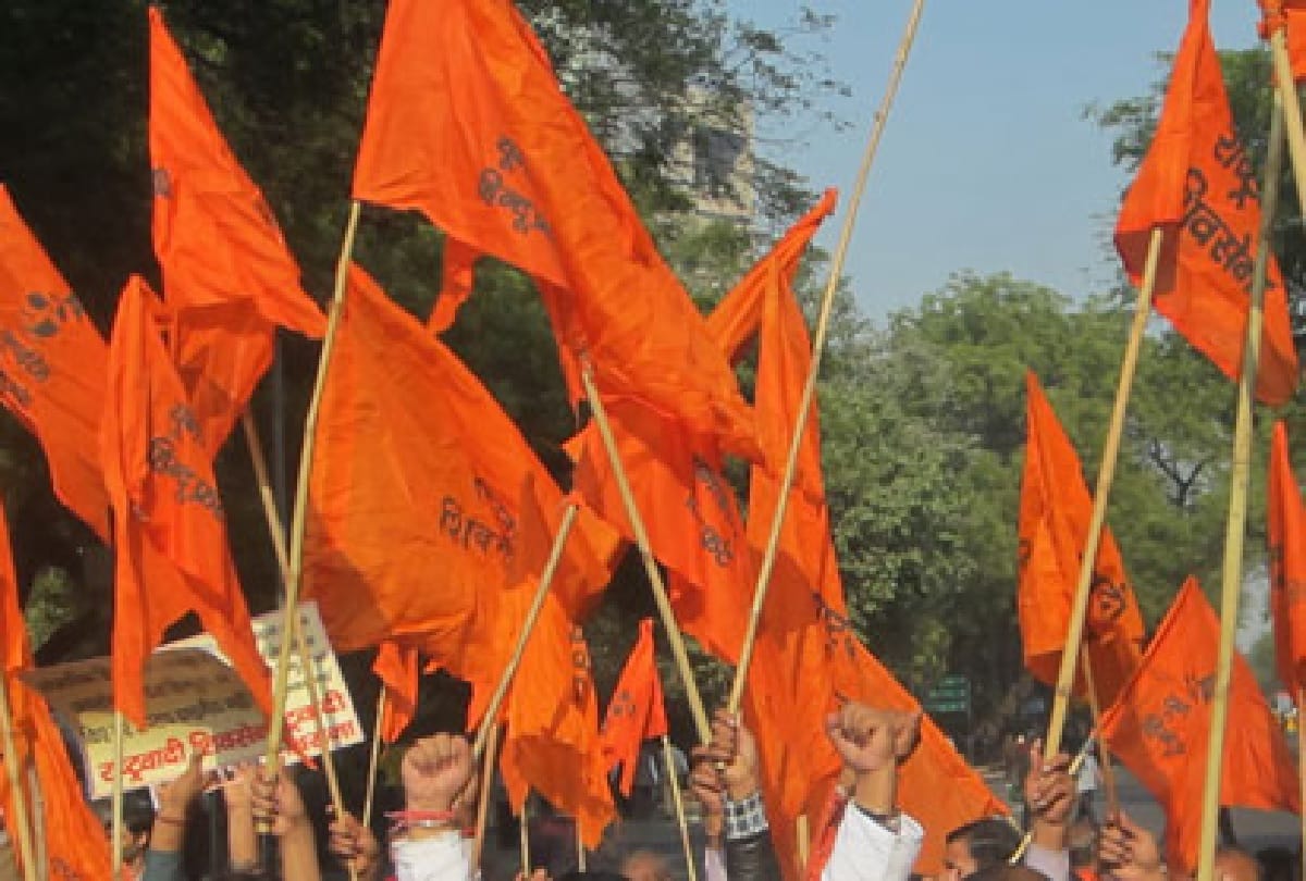 post 2019-20 Shiv Sena income dipped to rupees 13.84 crore