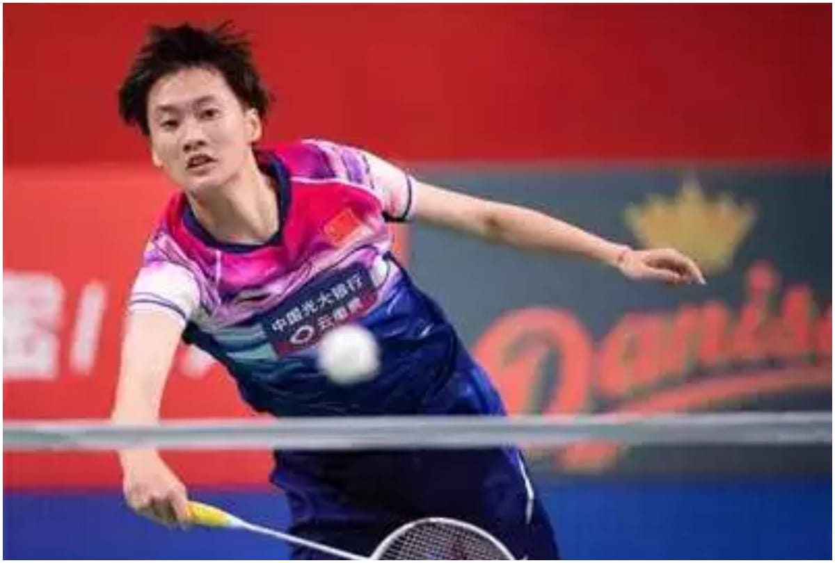 China Open Yu Fei defeated Nozomi Okuhara in china open final kento momto defends his Title