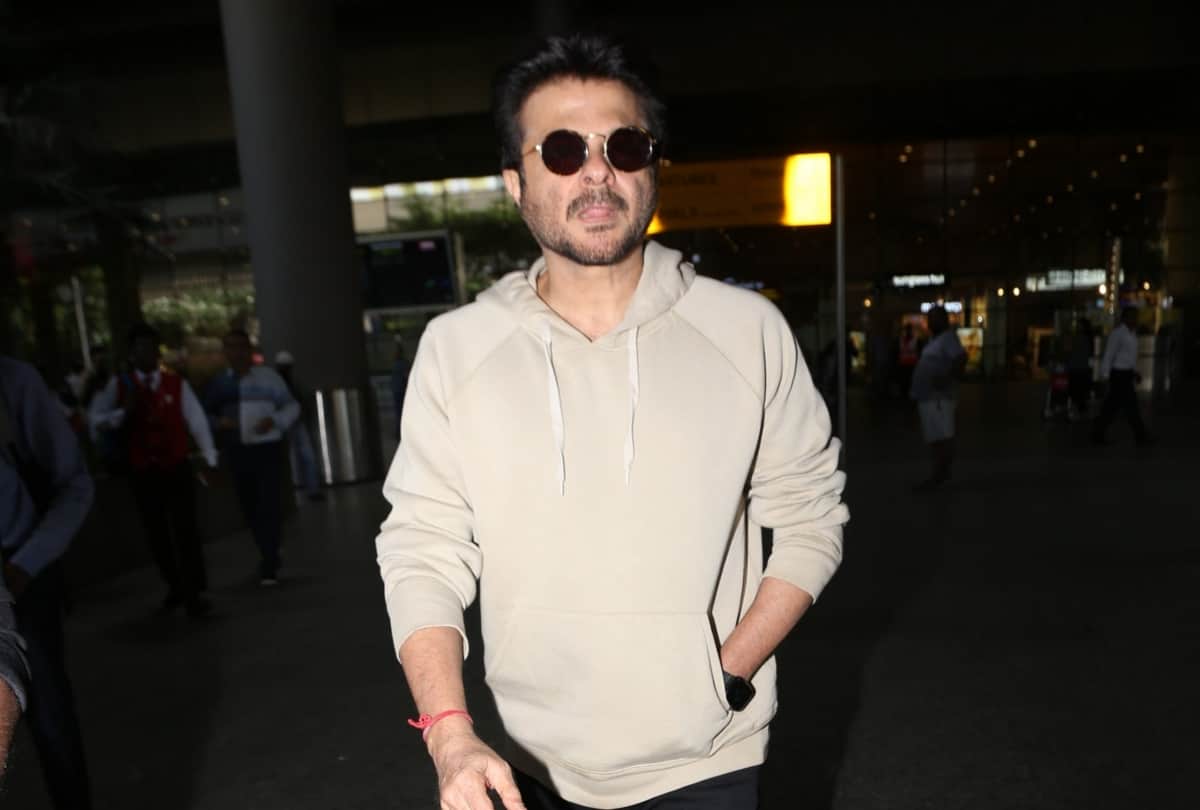 Anil Kapoor took to twitter to share a collage of his own then and now picture