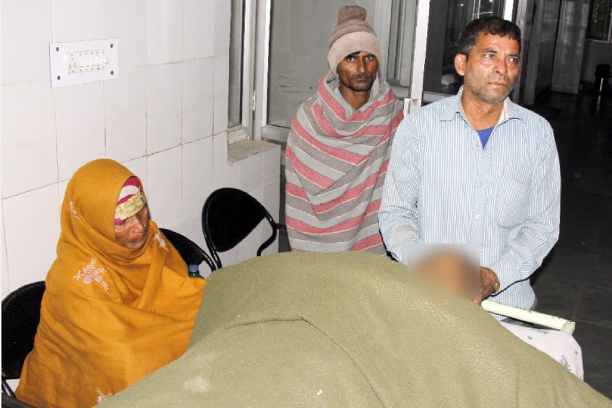 A old man died in conflict between two sides at Bijnor district