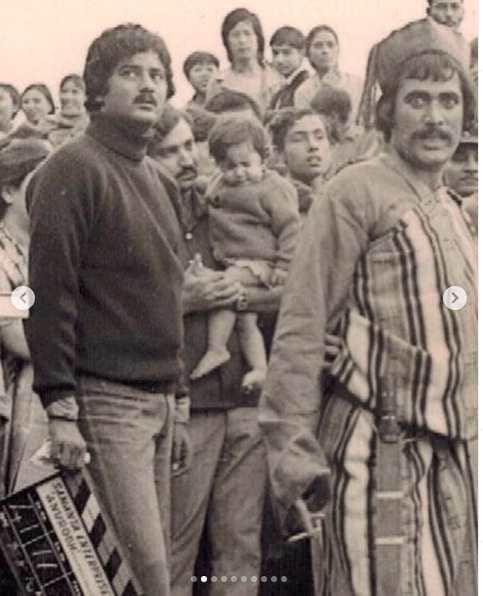 sridevi daughter jhanvi kapoor share his father boney kapoor unseen photos