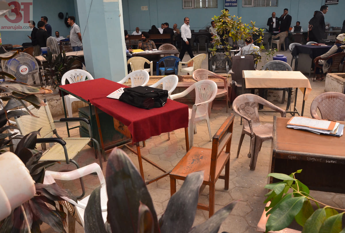 all districts including Jammu, lawyers strike is going on from nine days