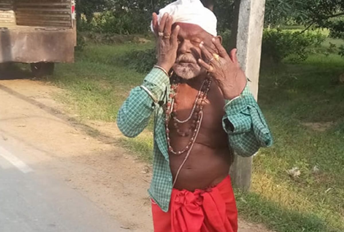 Gesram Chauhan was shot in the stomach during Karseva in Ayodhya, Living life by begging