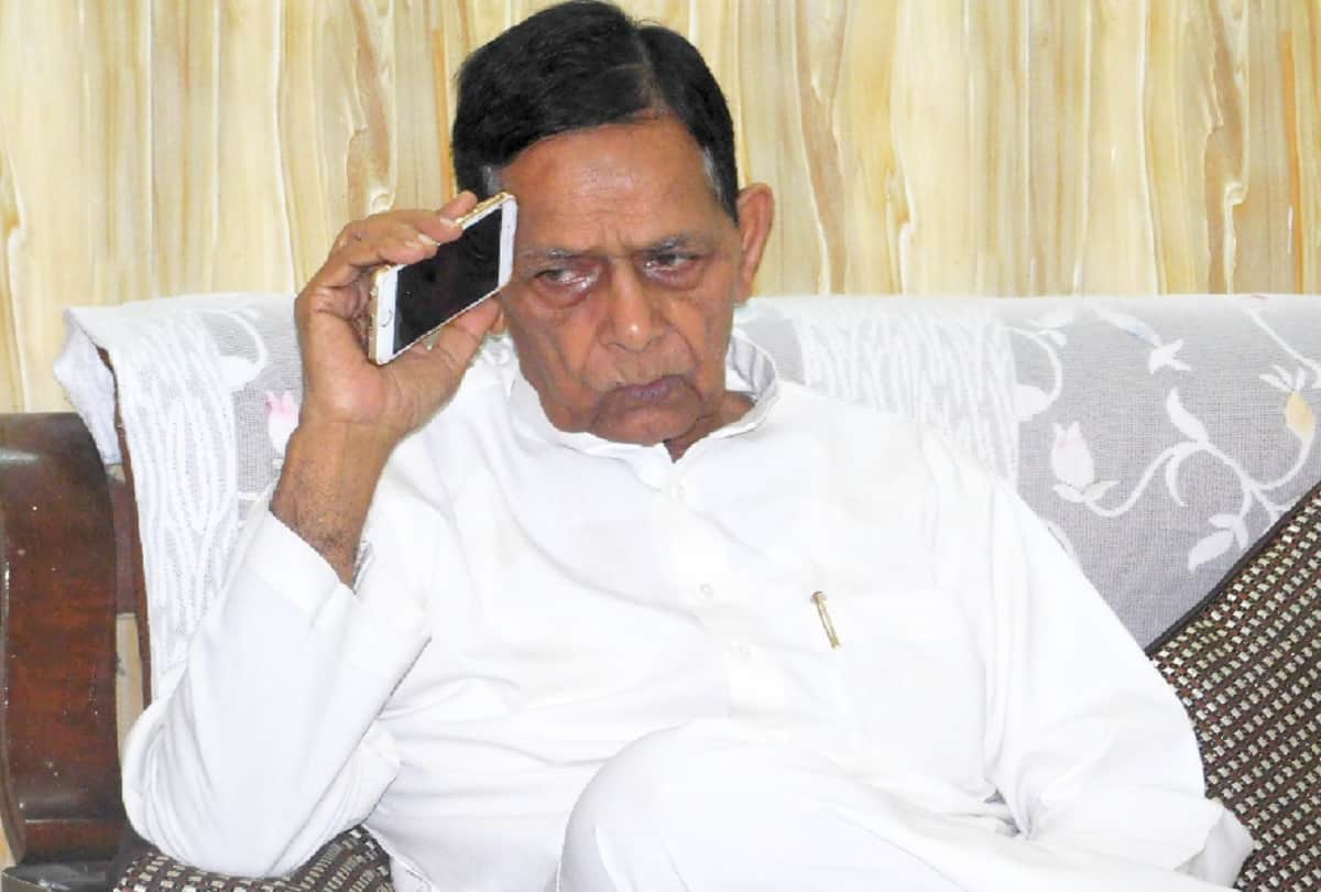 Ayodhya case Allegations of threat to Muslim parties filing review petition
