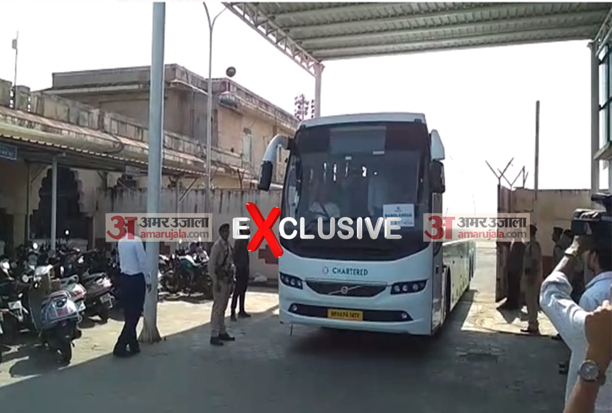 PHOTOS: Indian and Bangladesh cricket team reached Indore for first test match