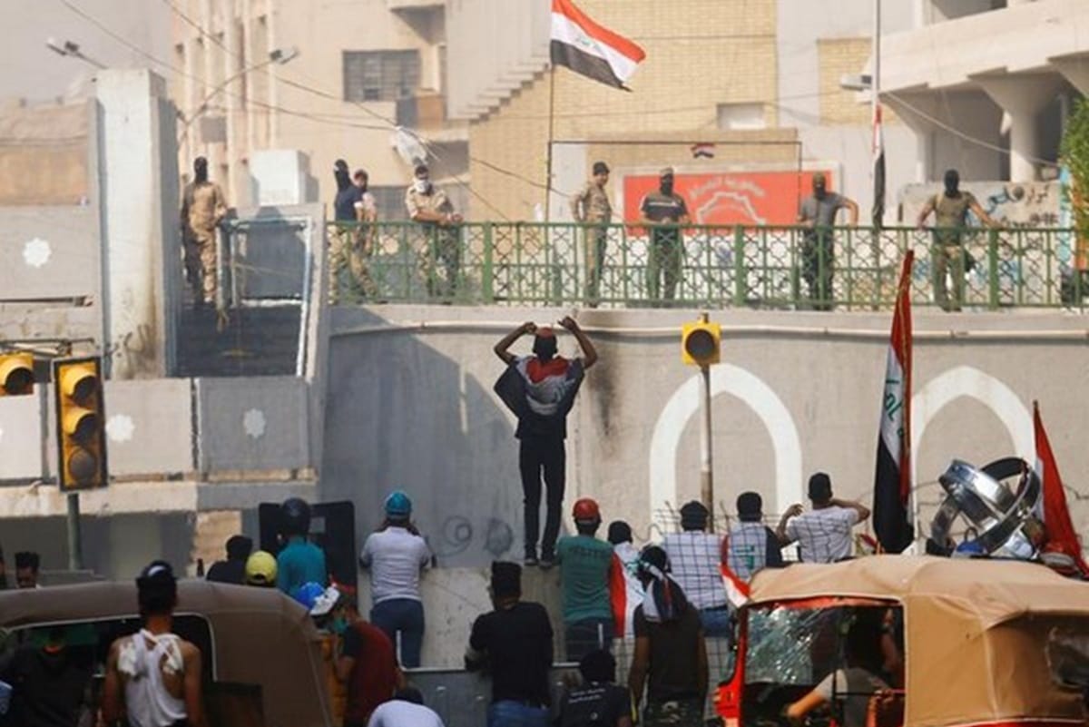 319 people have been killed in Iraq since beginning of anti government protests last month