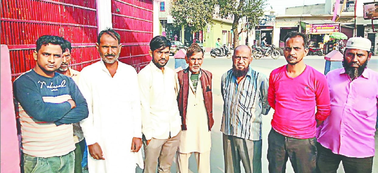 Three divorced and got married out of the house with two children