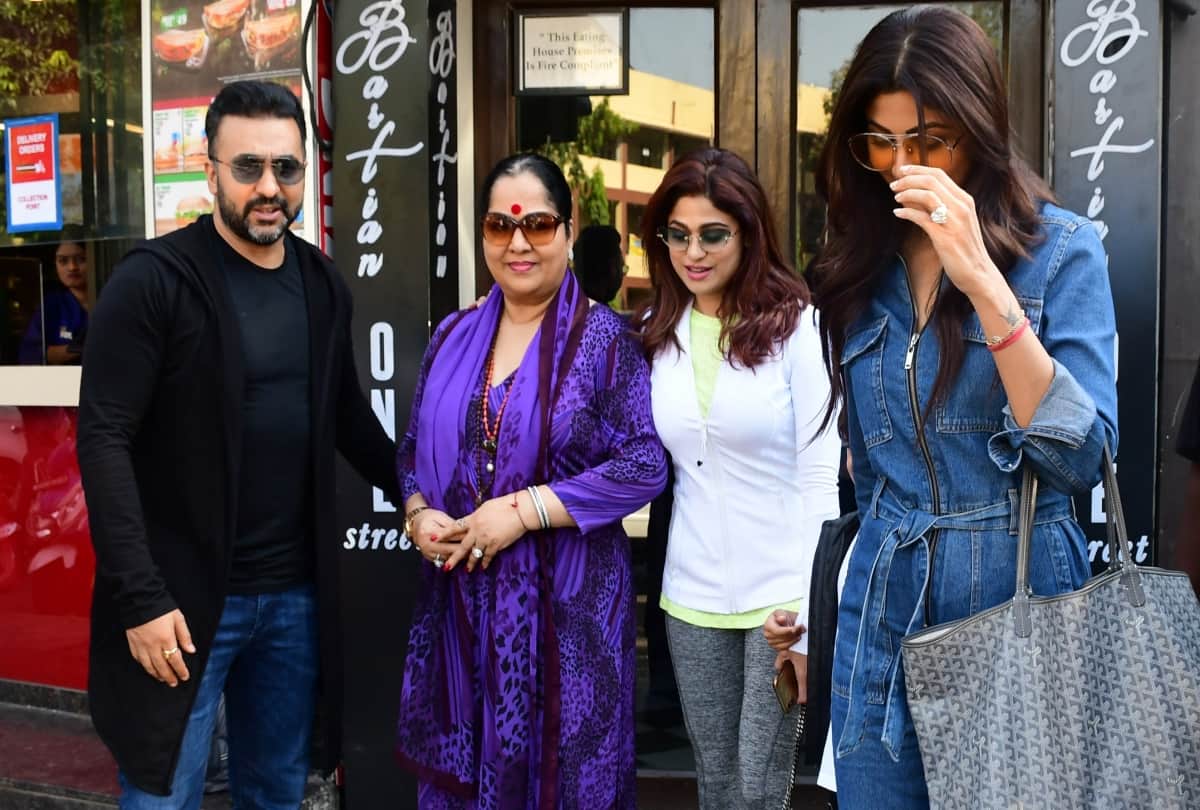 akshay kumar and jacqueline fernandez here celebrities spotted