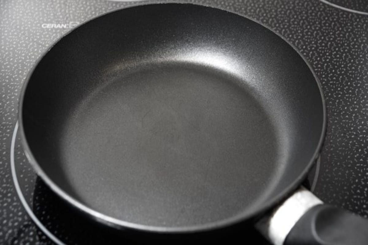These things should be kept in mind while using tava and kadhai in the kitchen