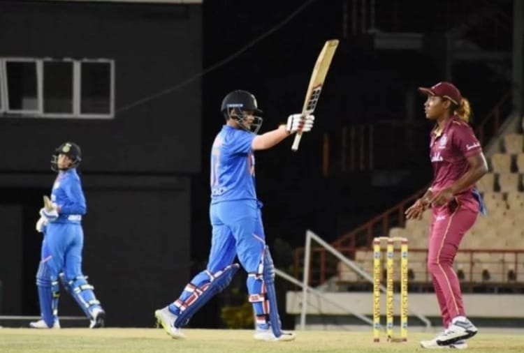 Shefali verma breaks sachin tendulkar record, becames youngest cricketer to make half century