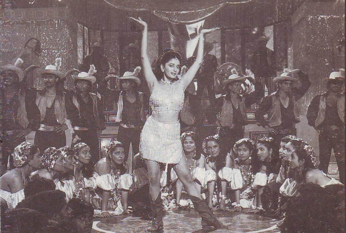 Madhuri Dixit Gets Huge Fan Following After Film Tezaab People call Her Mohini