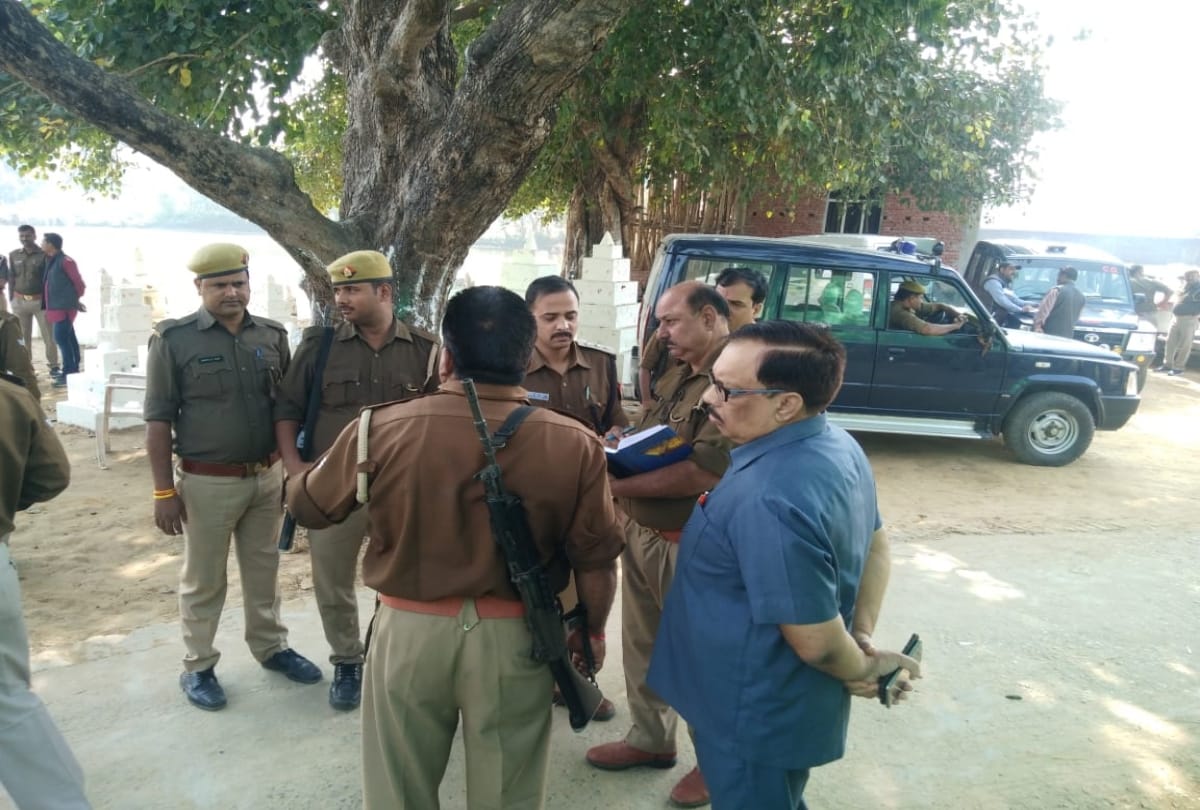 Up Kushinagar blast in mosque ATS and Police investigation on