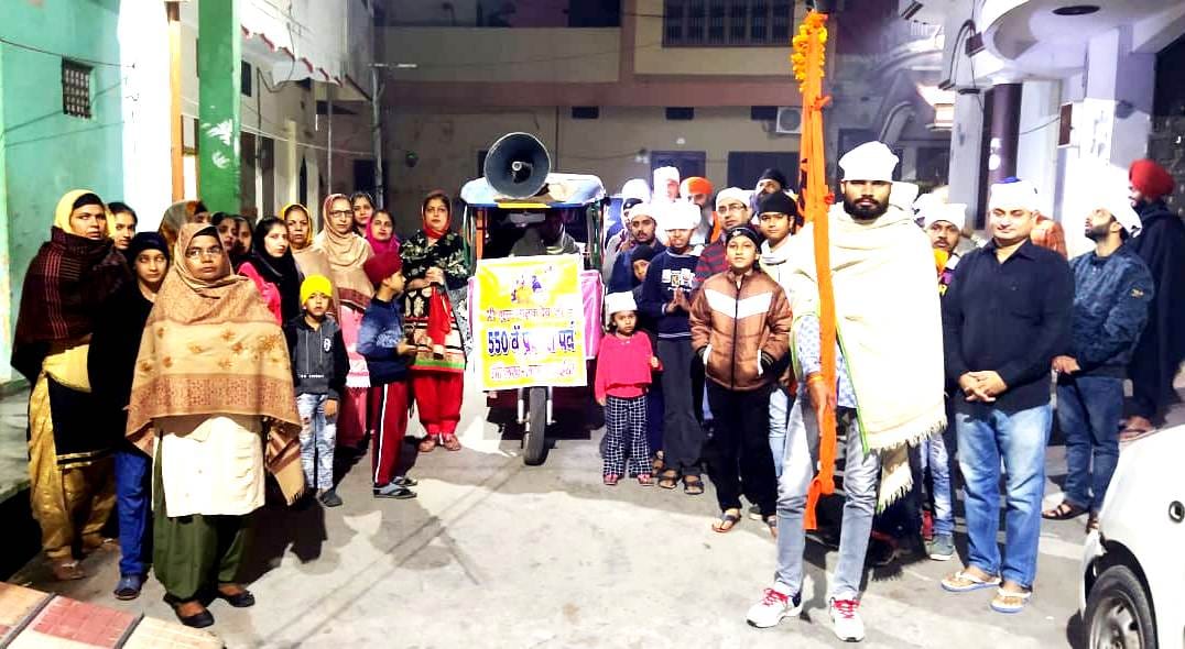 Gurunanak Dev ji gave the message of brotherhood in the society