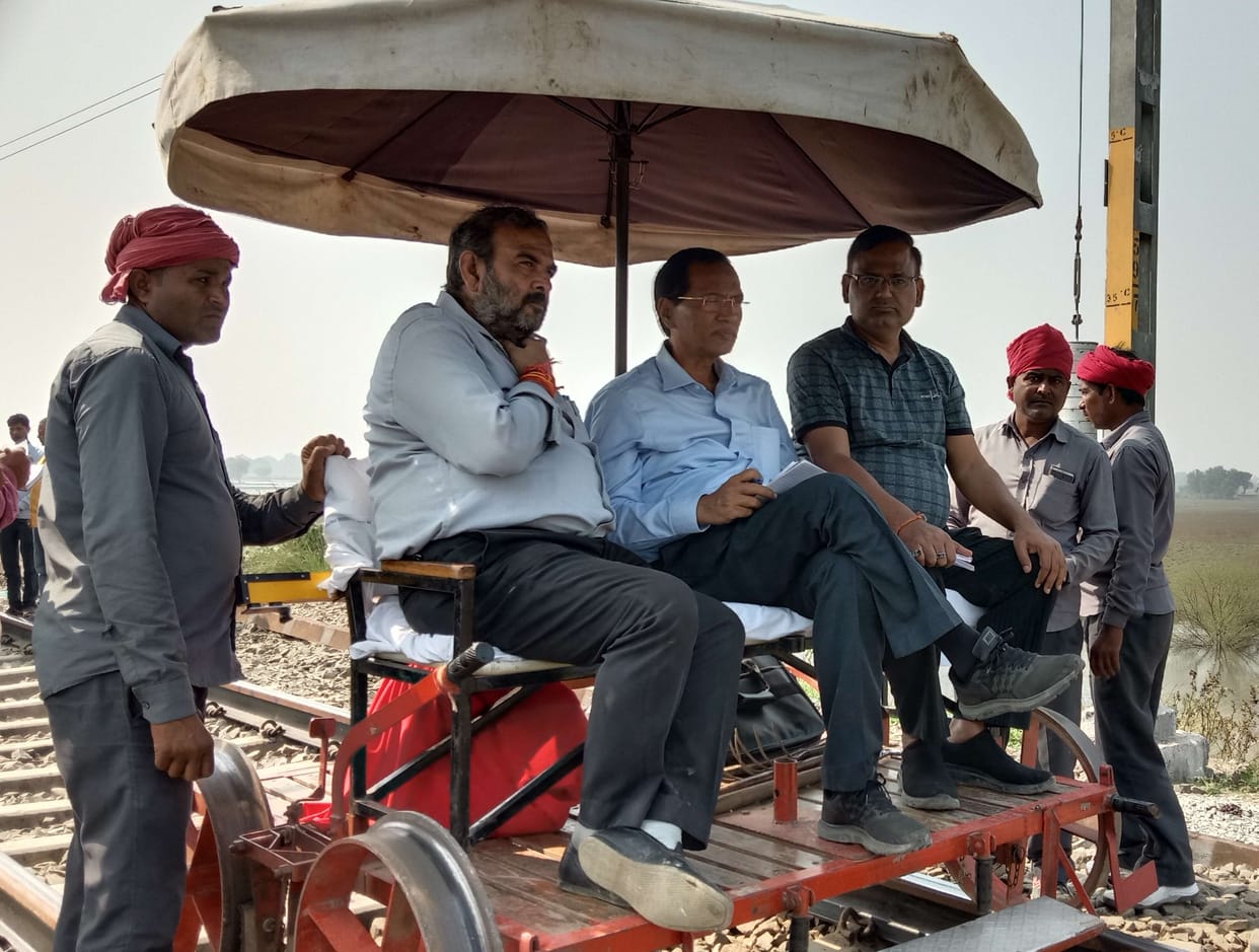 The investigation team saw the quality of railway track