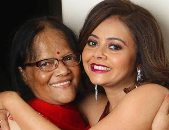 Devoleena Bhattacharjee Mother Apologizes Siddharth Shukla on Behalf of her Daughter