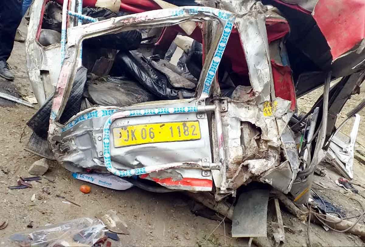 painful accident occurred in Doda Jammu Kashmir, 16 people died and many injured