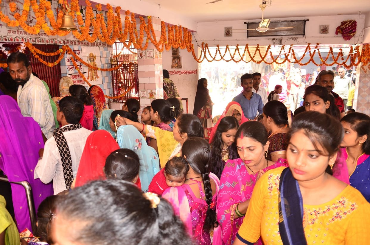 Devotees take a dip on Kartik Purnima