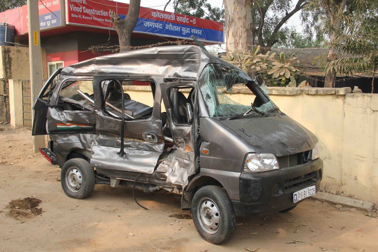 7 dead in accident at estern periferal expressway
