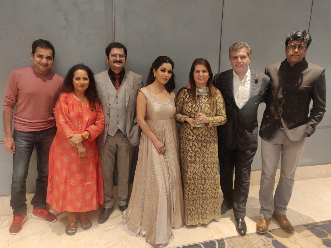 Indian Television Academy Awards Bhabiji Ghar Par Hain Yeh Rishta Kya Kehlata Hai get sevrial Award