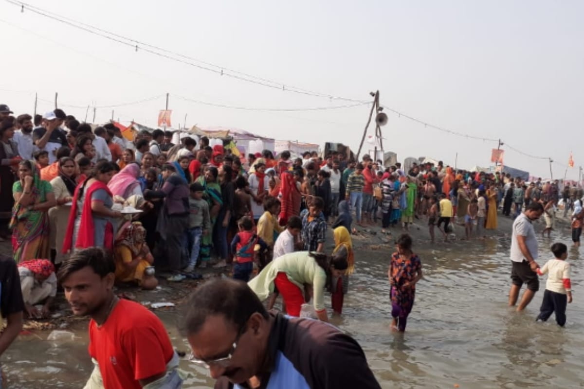 Karthik Purnima 2019: Devotees reach at ganga for Kartik Purnima fair in western up