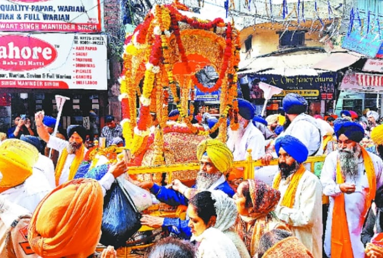 550 Prakash Parv: Nagar kirtan in Amritsar And Sultanpur lodhi