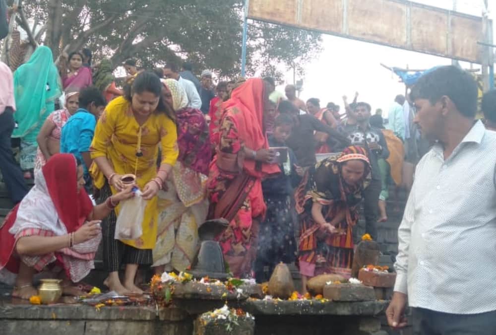 Sarayu snan on Kartik Purnima in Ayodhya.