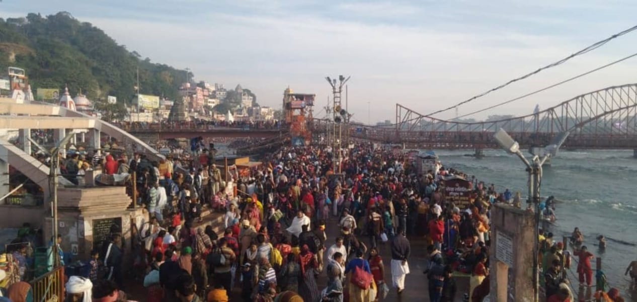 Kartik Purnima 2019 ganga snan in haridwar and rishikesh photos