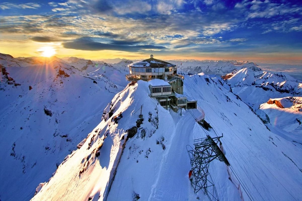 Cheapest tourist destination near me best tourist place near to delhi Chail himachal pradesh shimla