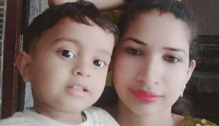 women and her three year son dided on the road accident