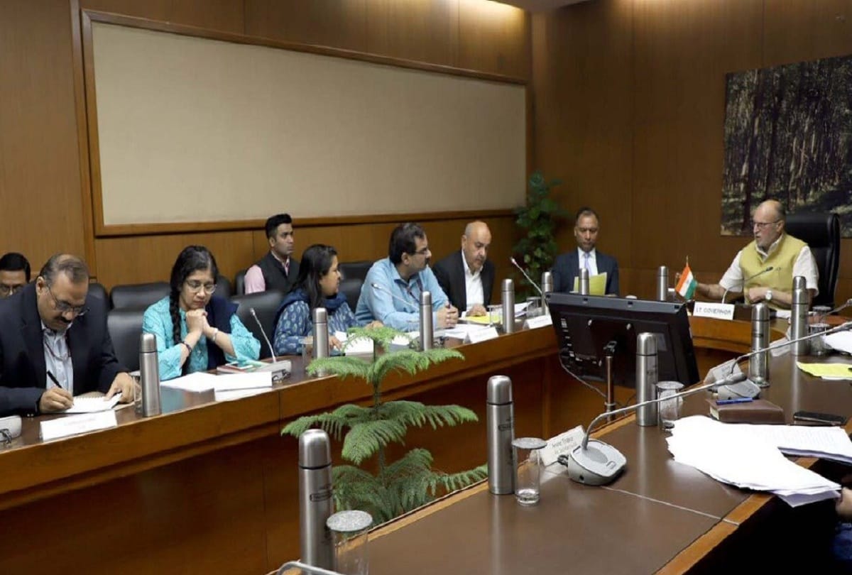 Lieutenant Governor Anil Baijal holds meeting with all senior officials to regularize colonies