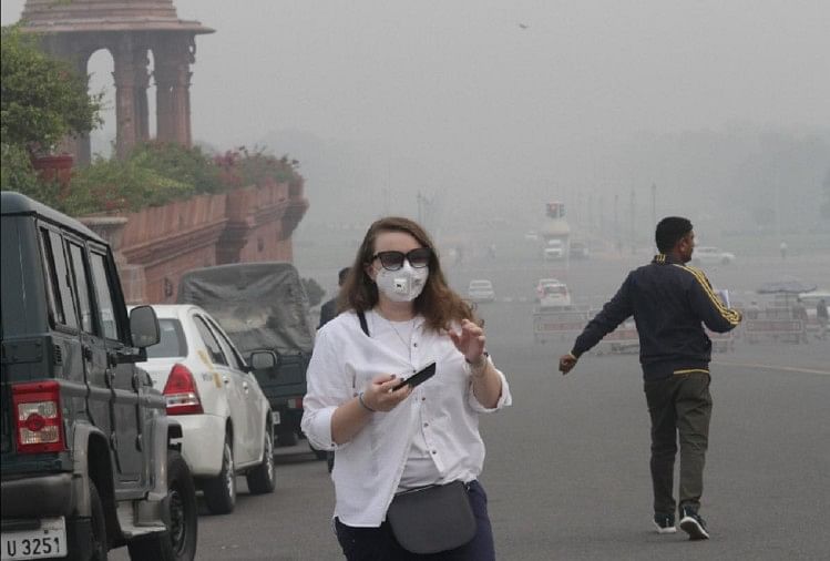 Poison has started dissolving in the air of Delhi, pollution has increased lung problems