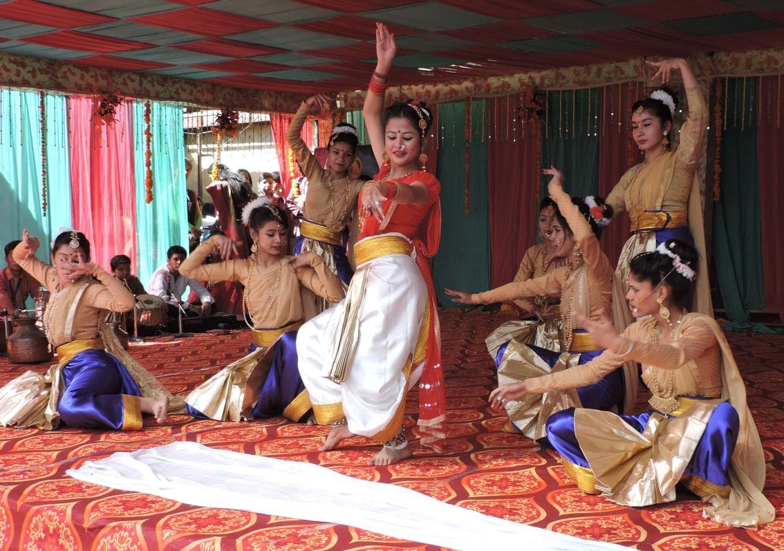 Bhangra and Bihu dance delighted