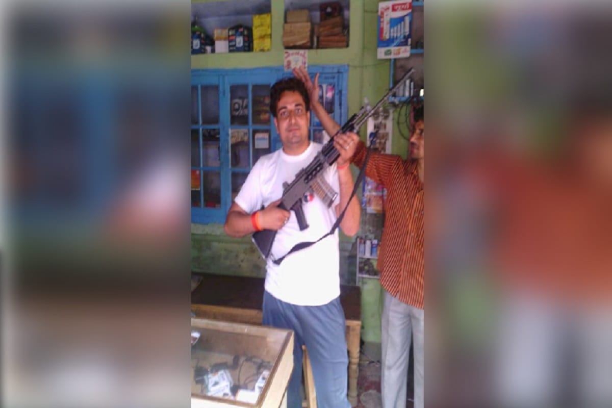 A video viral of many youths with insas rifle in Baghpat district
