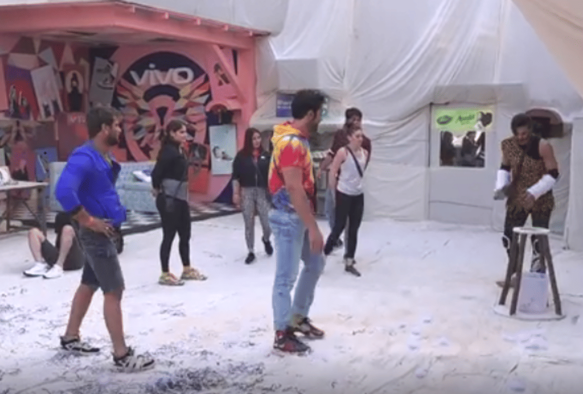 Salman Khan Starrer Bigg Boss 13 News Capsule