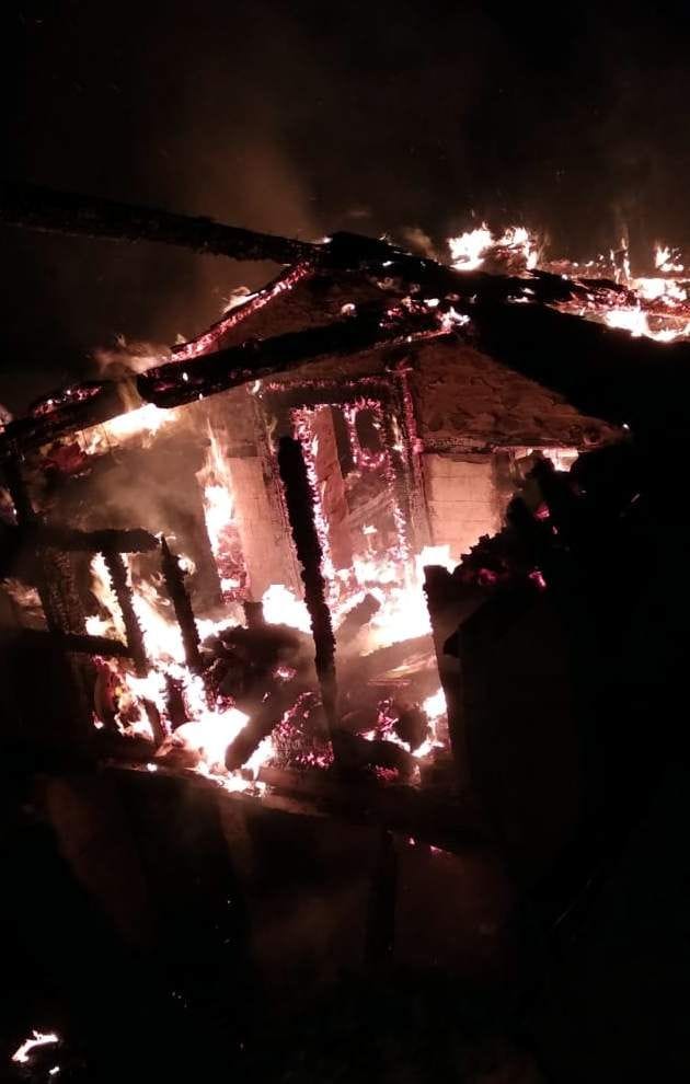 Two-storey house fire in Bijau, elderly scorched