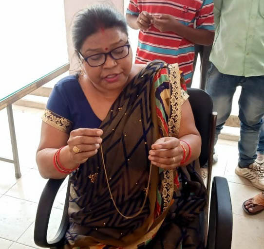 BJP Mahila Morcha District President's women chained
