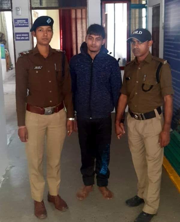Police caught the molester of girls