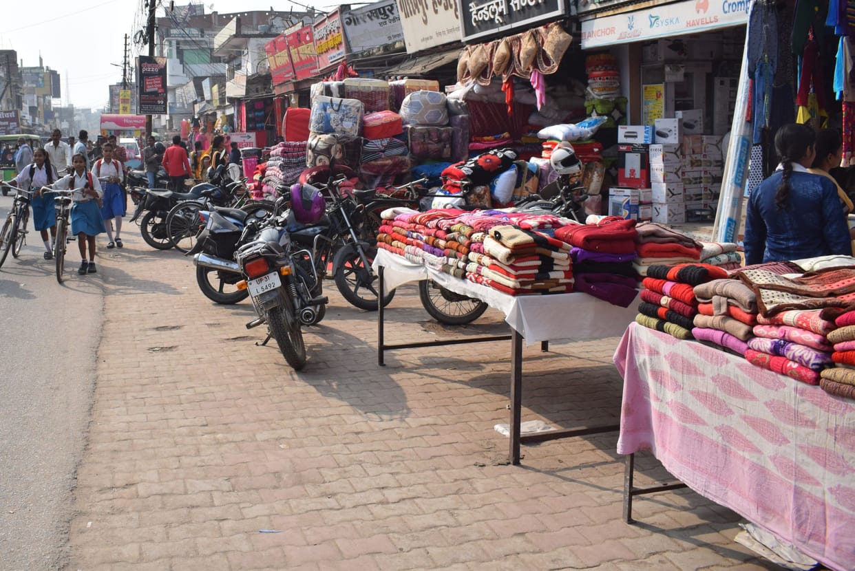 encroachment on foothpath