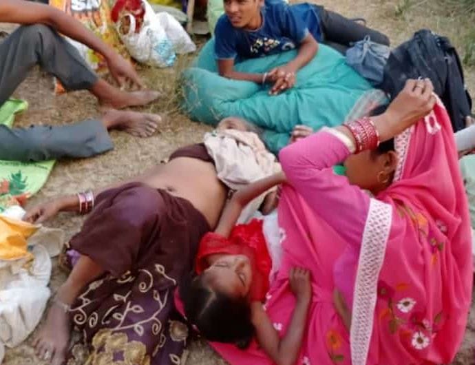 9 injured in tractot trolly collapse