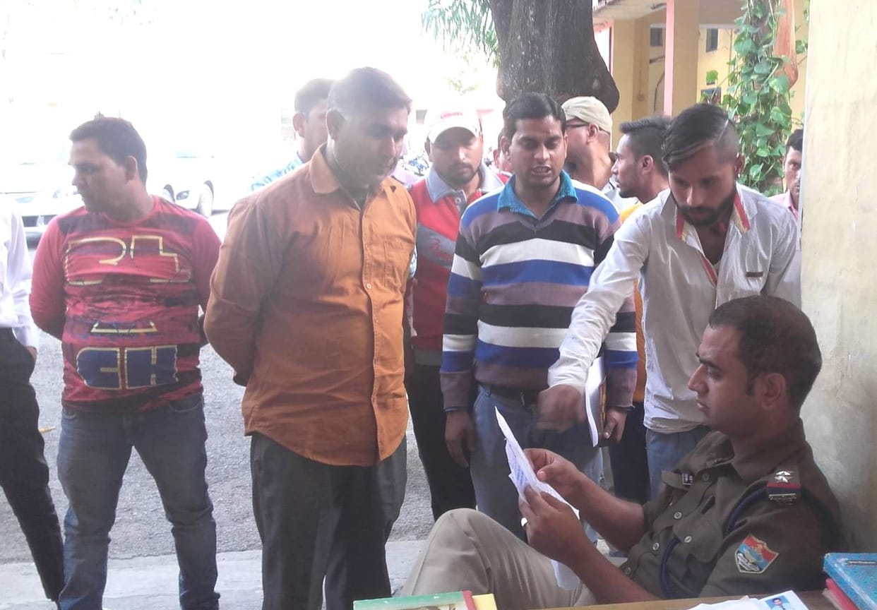 Two auto drivers clashed, Tahrir gave