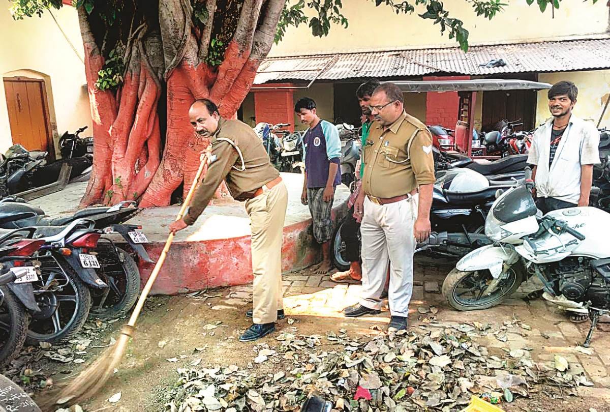 special cleaning campaign started in police stations in lucknow