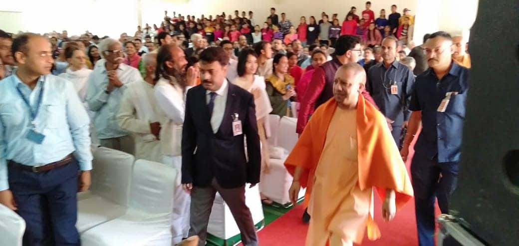 Cm Yogi Adityanath will Arrive dehradun for Himalayan university Swami Ram death anniversary