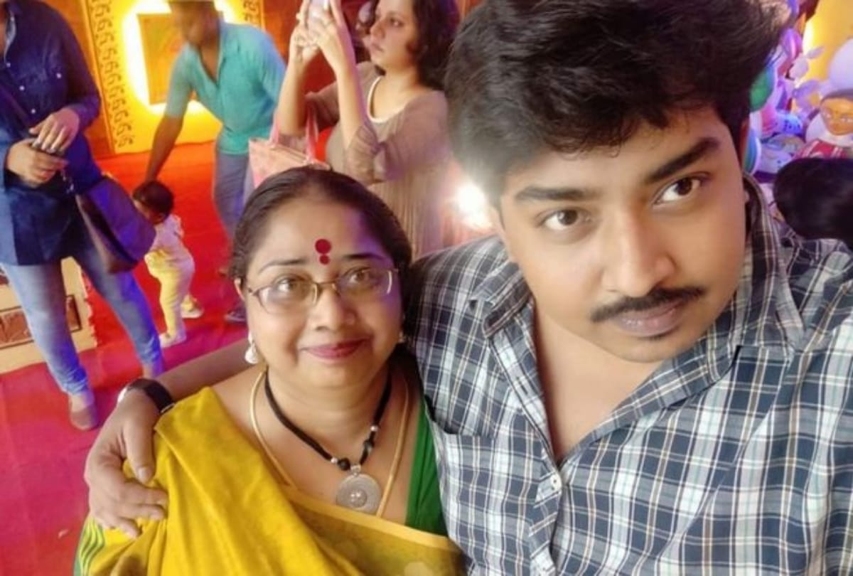 In West Bengal Son seeks self Independent sufficient Groom for his widowed mother On Facebook