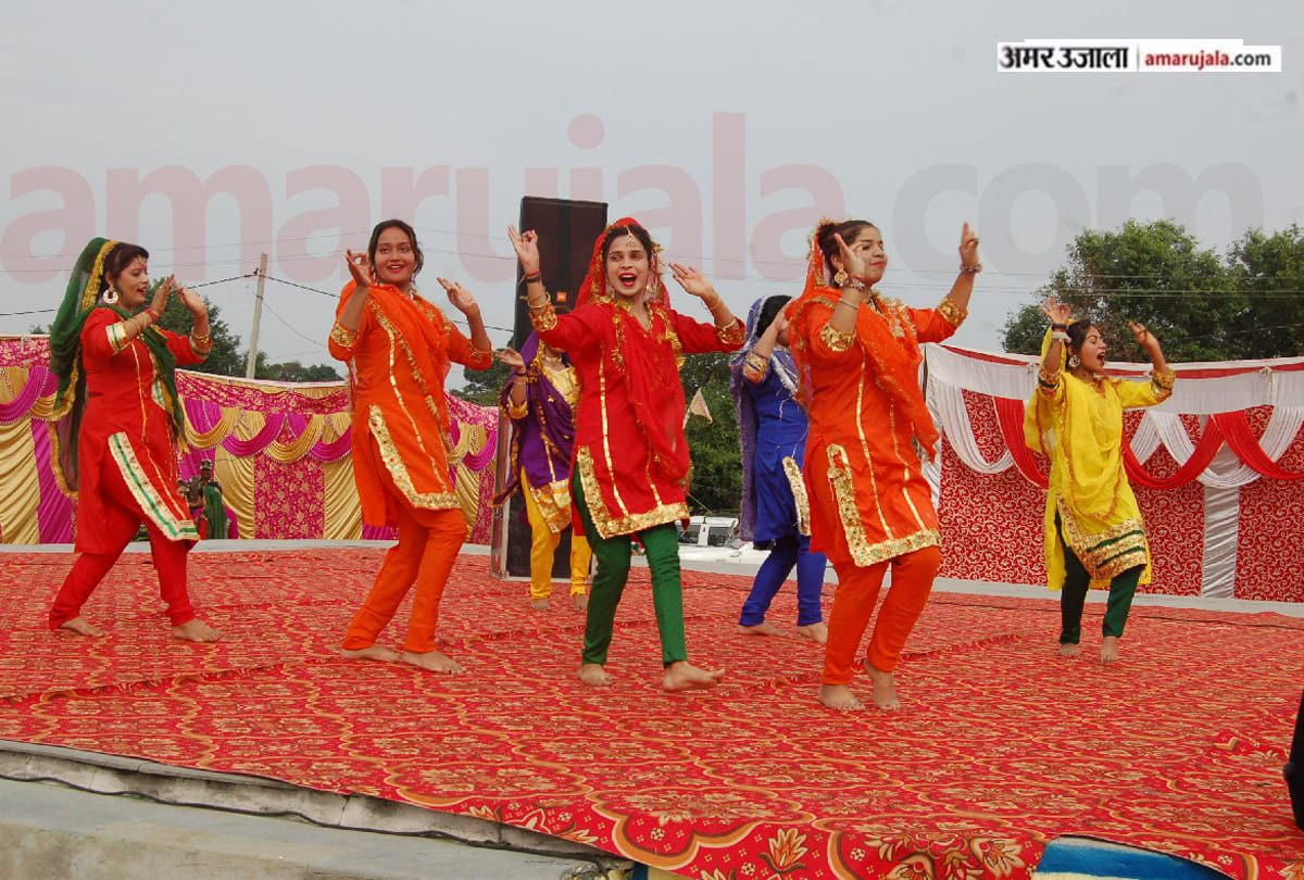 jammu kashmir jhiri mela, more than three lakh people have visited Baba Jitto