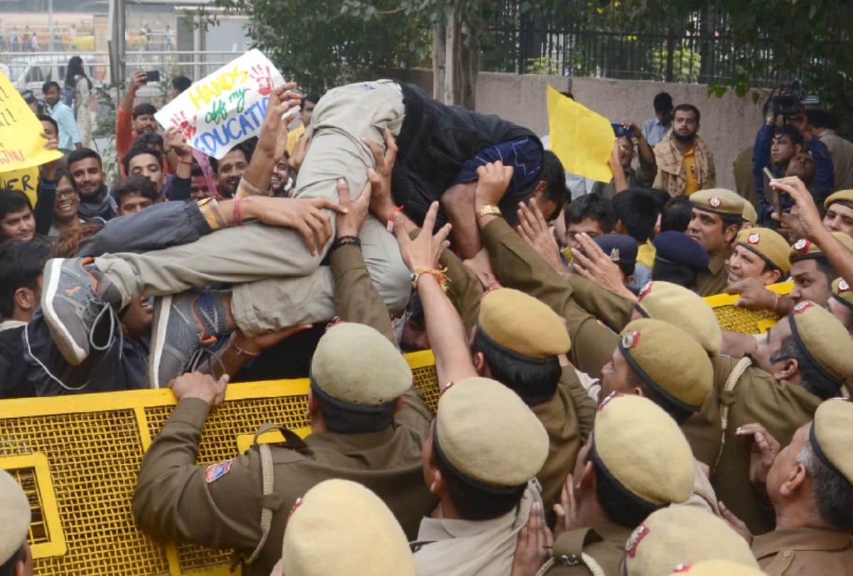 JNU Hostel Fee Hike, JNU students protest, Fund crunch in Central Universities