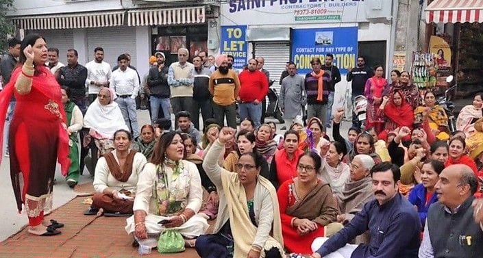 Work on Rambha Sethi Marg not started, councilors and Mohalla residents strike again