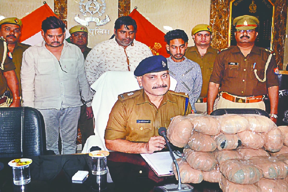 Meerut Police three accused arrested with 21 kg charas