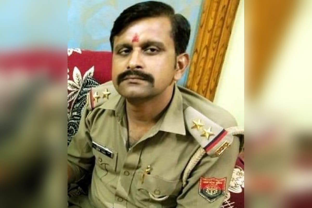The court has sent the daroga to judicial custody for 14 days after surrnder in Shamli