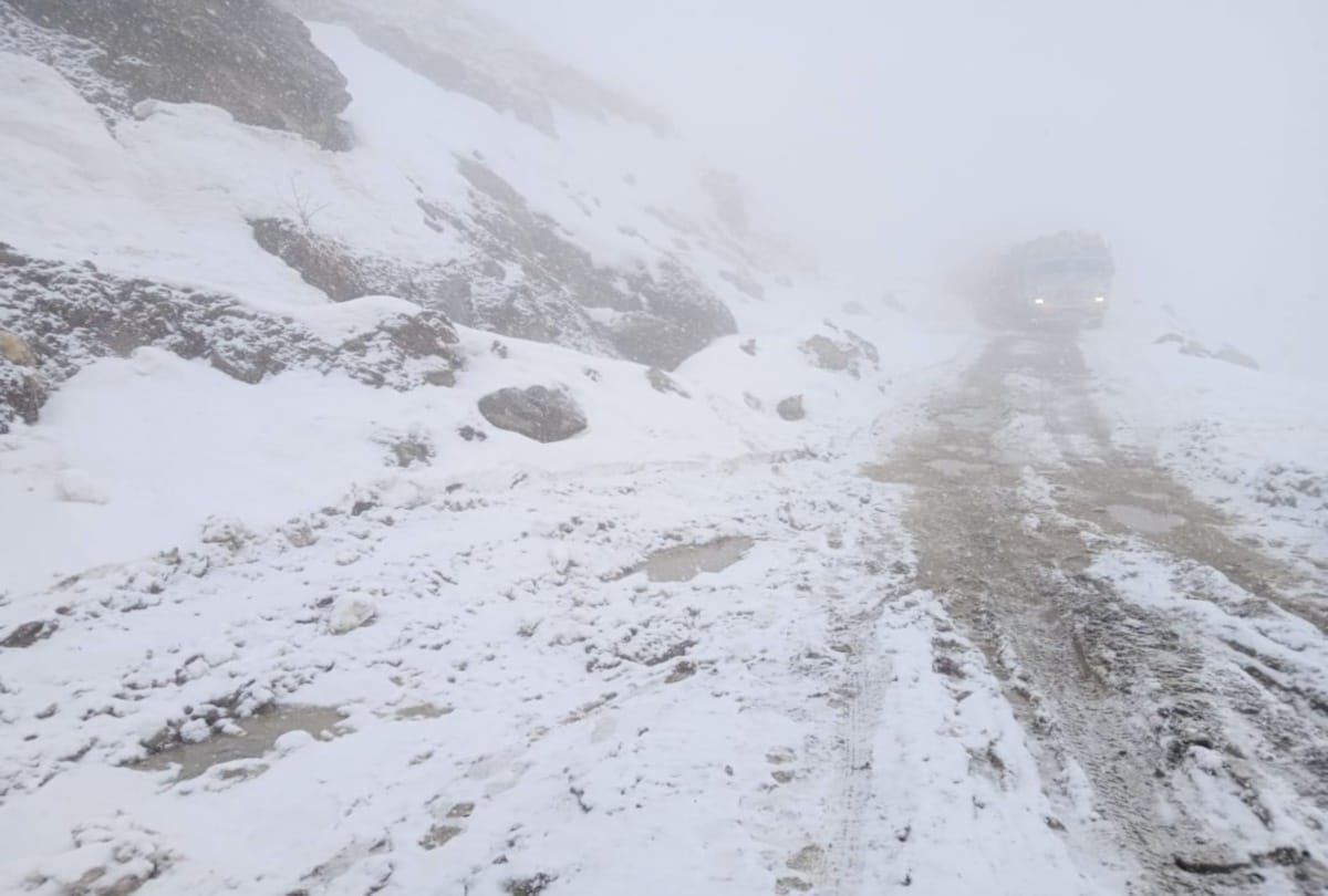 Weather may hit Jammu Srinagar highway again, heavy rain snowfall warning on November 21-22